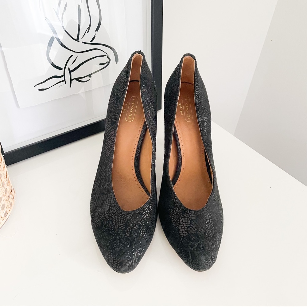 Coach / 9.5 / Urban Heels